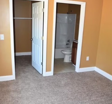 Photo - 103 A & B Ronald Pride Unidad A