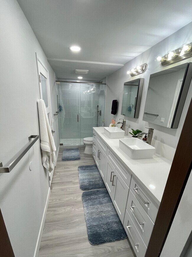 Photo - 6728 Hillpark Dr Unidad Z.#308