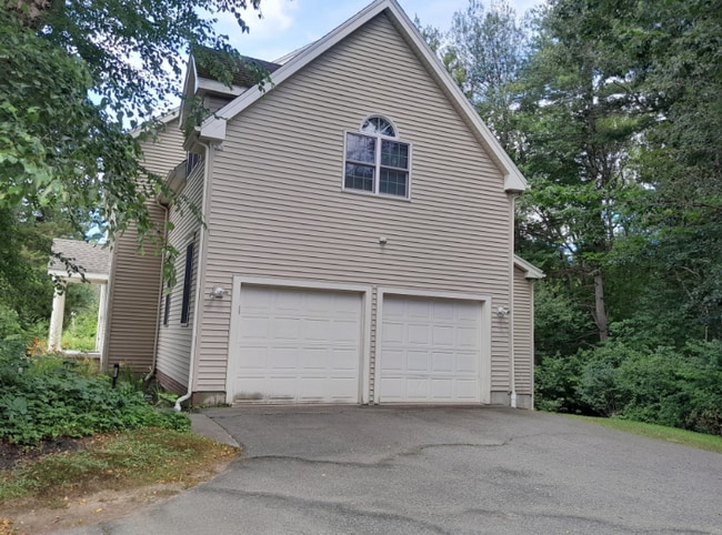 Photo - 373 Littlefield Ln
