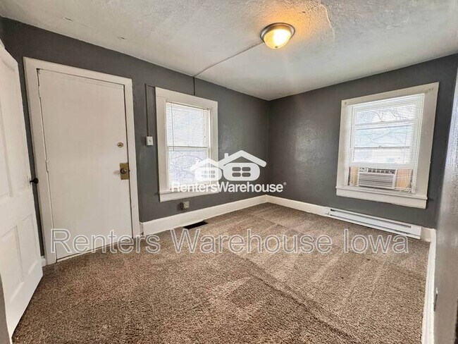 Photo - 732 19th St Unit 4