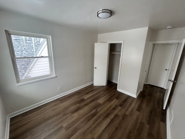 Photo - 2616 Newport Ave Unidad 5