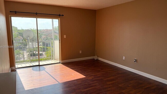 Photo - 8950 NE 8th Ave Unit 405
