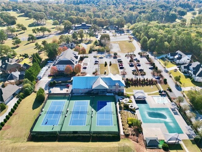 Photo - 2447 Rock Maple Dr NE