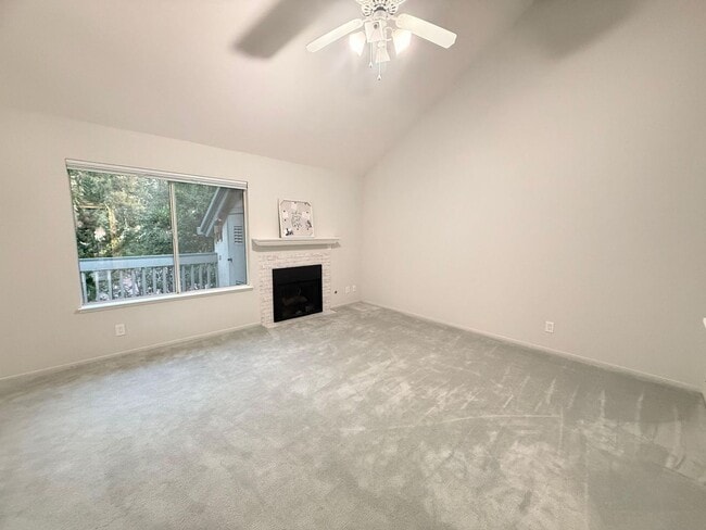 Photo - Updated 2 Bedroom, 2 Bath Condo in Gated Summershore Community – San Jose!