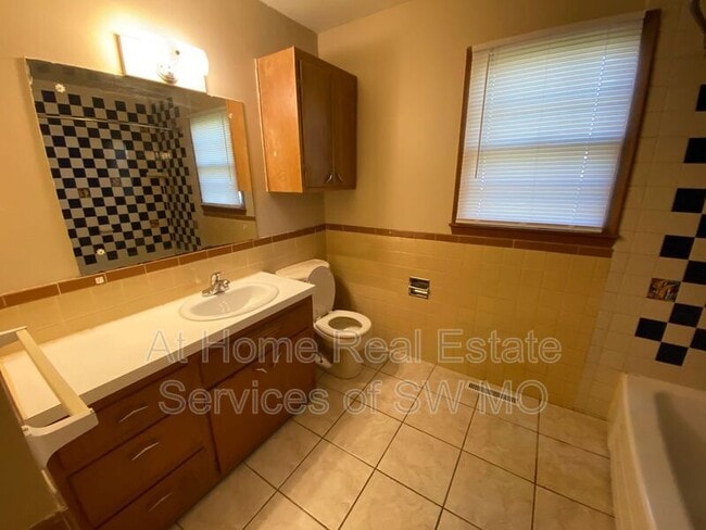 Photo - 1336 S Estate Ave