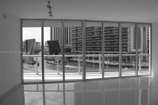 Photo - 465 Brickell Ave Unit 502
