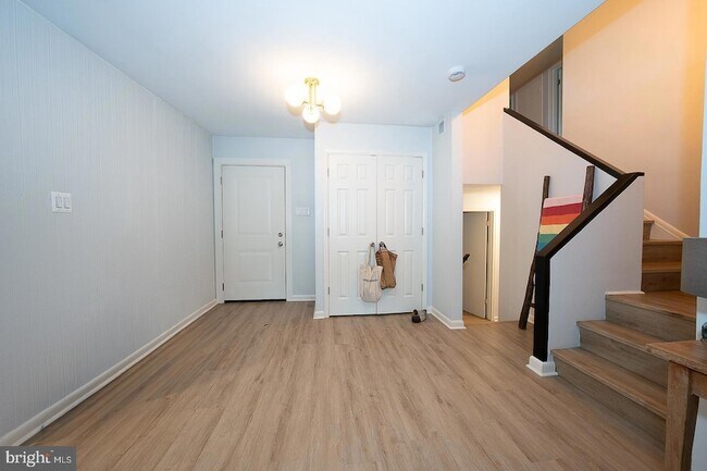 Photo - 701 Mt Pleasant Rd