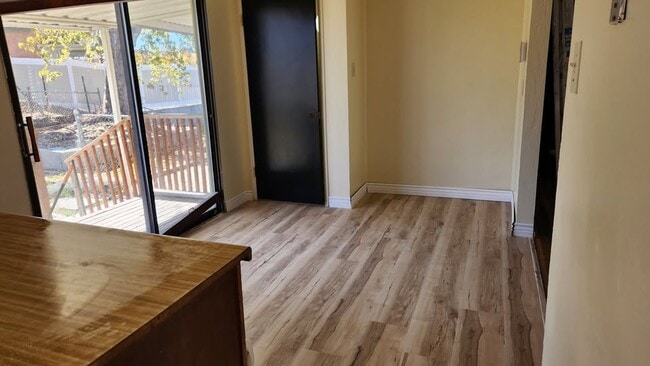 Photo - 275 W 4625 S