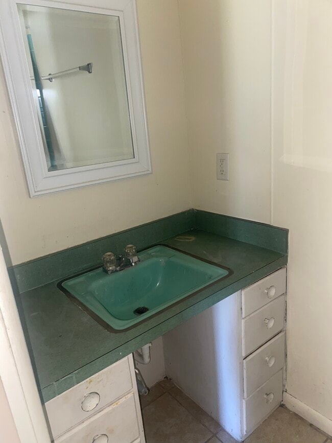 Photo - 1845 Orangewood Ave SW