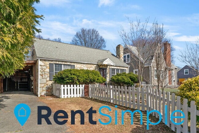 Photo - 3306 Memorial St