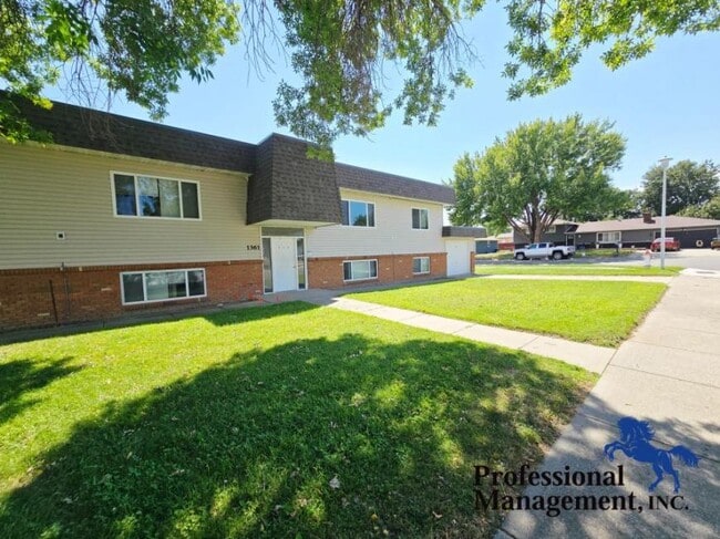 Building Photo - 2 bedroom in Billings MT 59105 Rental