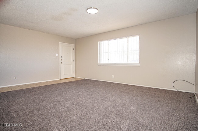 Photo - 3530 Hamilton Ave