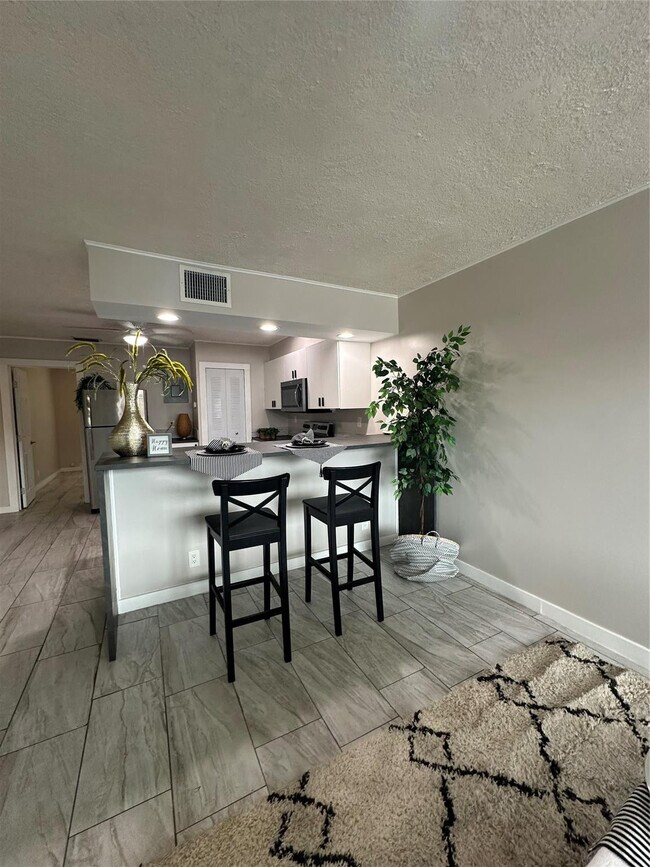 Photo - 2175 NE 56th St Unit 106