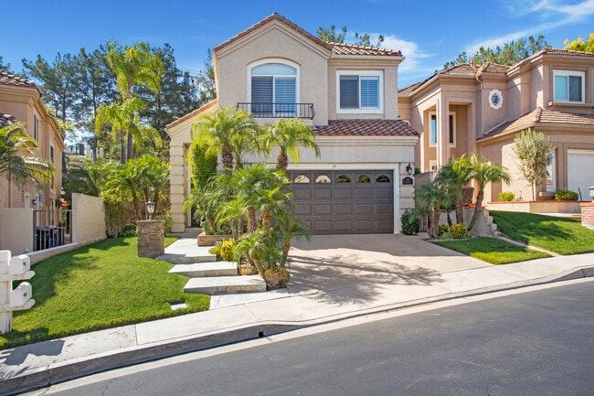 Ubicado en la prestigiosa comunidad cerrada con vigilancia de Dove Canyon. - 35 Inverary Casa
