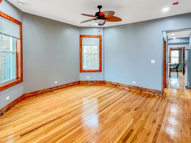 Photo - 3110 N Davlin Ct Unit 2