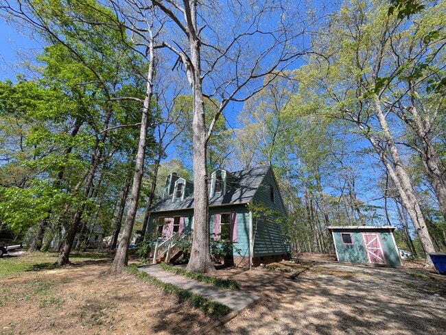 Photo - 2301 Wade Hampton Rd