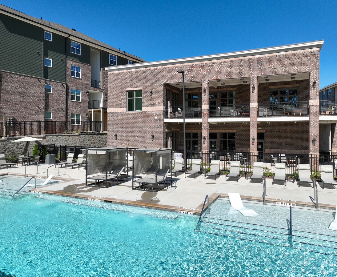 Fotografía del edificio - Aventine Huntersville