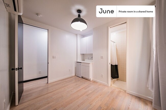 Photo - Room in Shared 4 bed/4 bath home Unit C