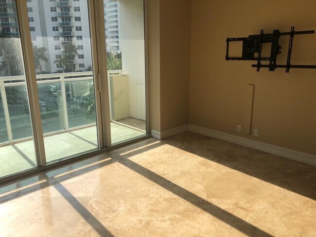 Photo - 3000 S Ocean Dr Unit 322