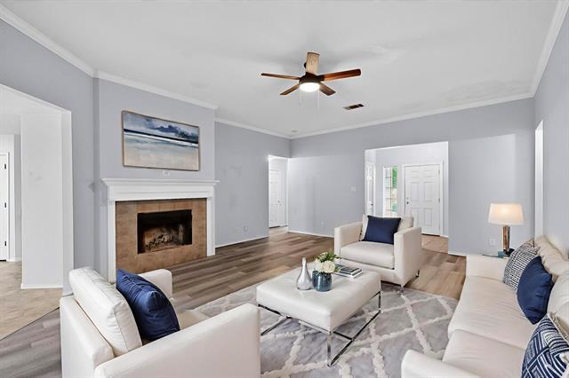 Photo - 729 Ridgehill Dr