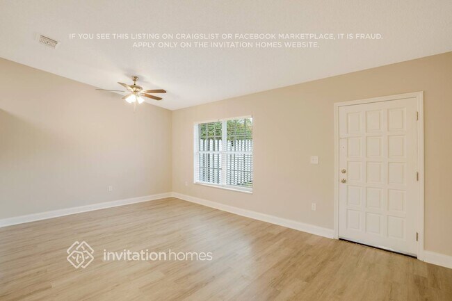 Photo - 16850 SW 92nd Ave