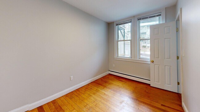 Photo - 206 Princeton St Unit 3