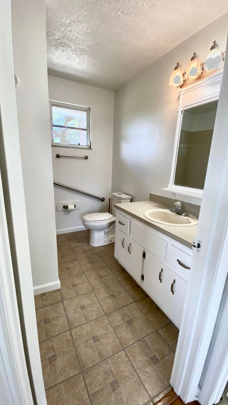 Photo - 772 NW Virginia St