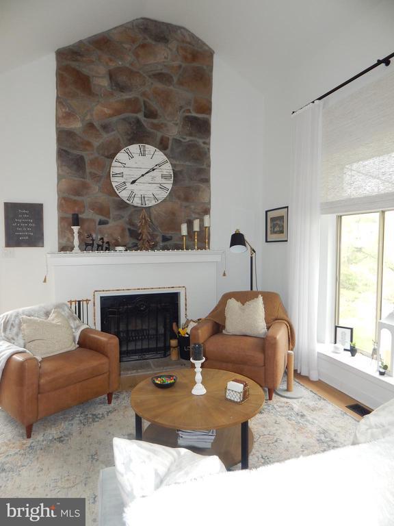 Photo - 339 Green Meadow Ln
