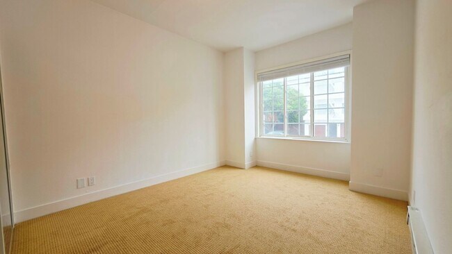 Photo - 275-281-281 27th Ave Unidad 275