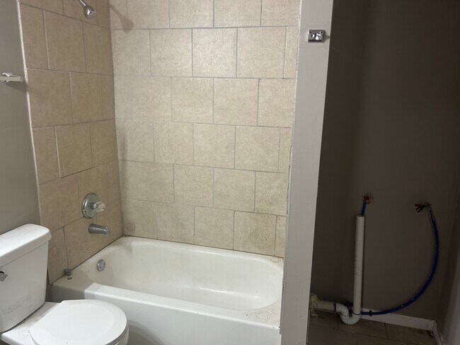 Photo - 4010 Ohio St