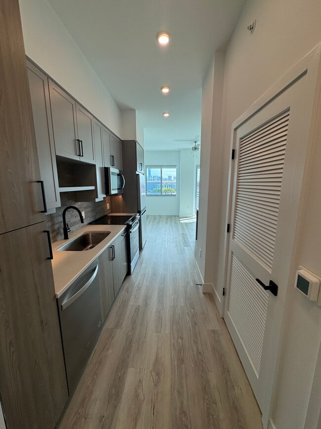 Photo - 120 NW 31st St Unit A2