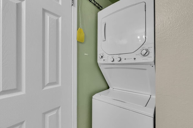 Photo - 920 W Lagoon Ave Unit SI ID1541209P