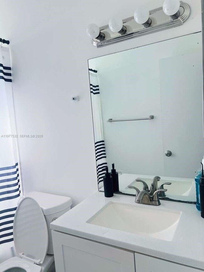 Photo - 4435 Treehouse Ln Unit 27 H