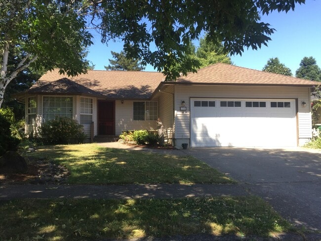 Building Photo - 3 Bedroom Home in Troutdale