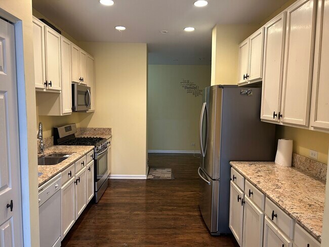 394 Bay Dr