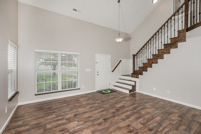 Photo - 2156 Turning Leaf Dr