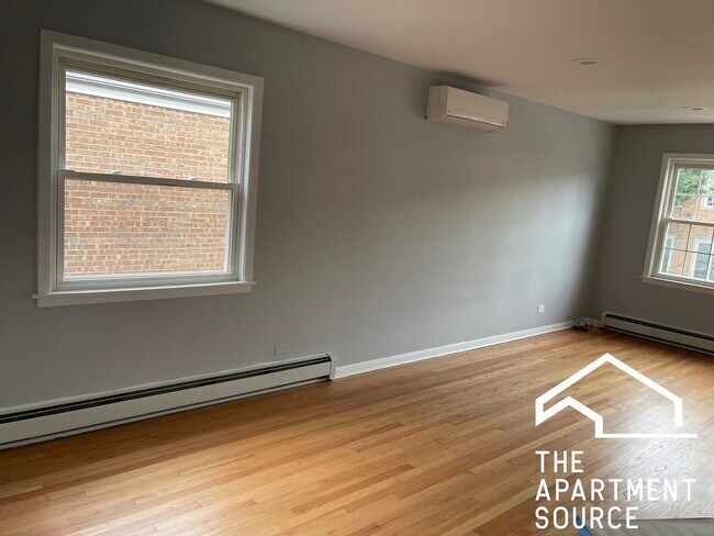 Photo - 2909 N Austin Ave Unit 2