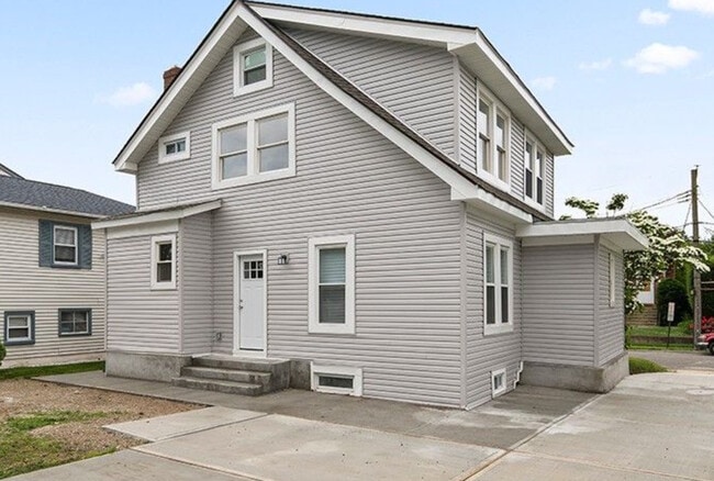 Photo - 7 Monroe St Unit 2