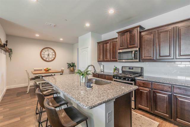 Photo - 5544 Crawford Dr