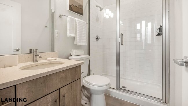 Photo - 3022 Zuni St Unidad 305