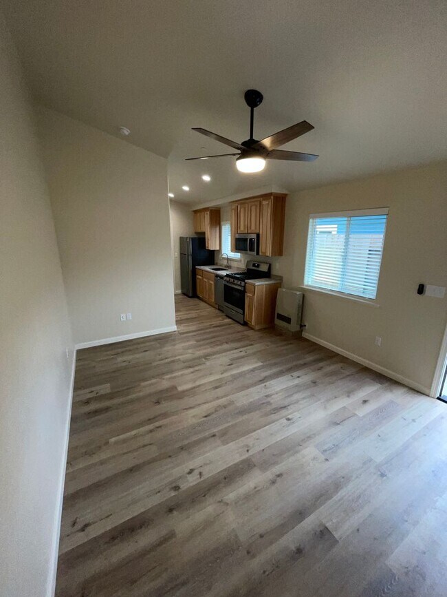 Photo - 1120 Chelsea Wy