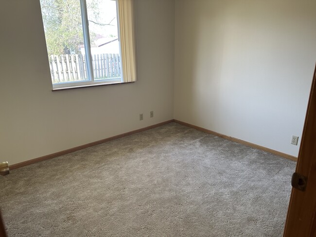 Photo - 3321 Sundet Rd