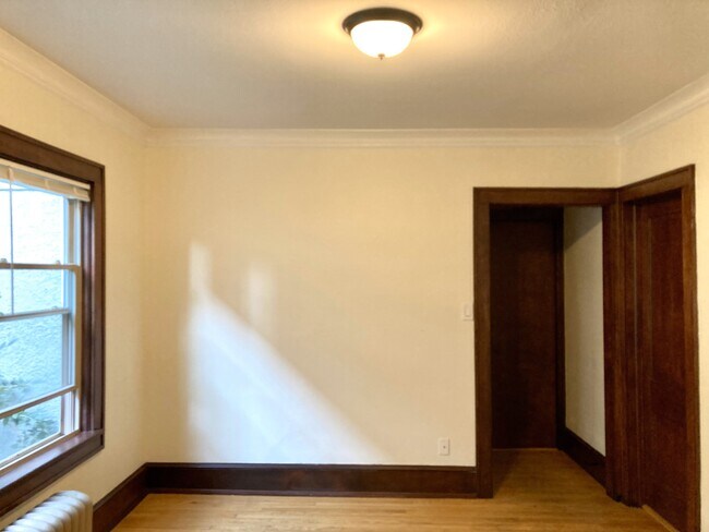 Photo - 2021 E Park Pl
