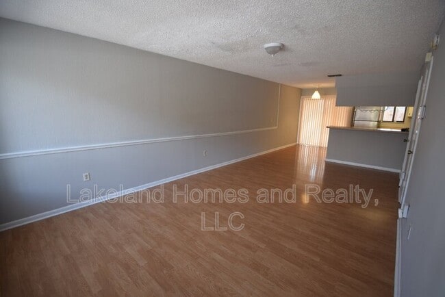 Photo - 450 Market Square E