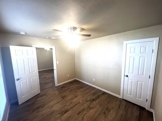 Photo - 1904 17th St Unidad B-Rear