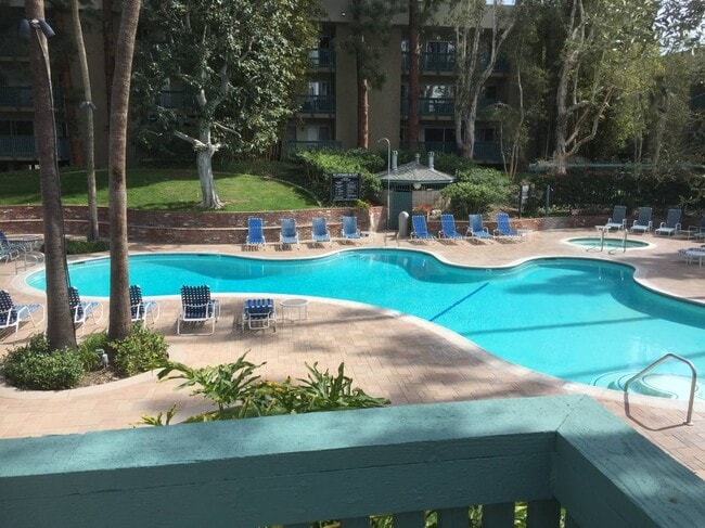 Photo - 448 N Bellflower Blvd Unidad MK-PH