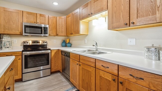 The Legacy Apartments