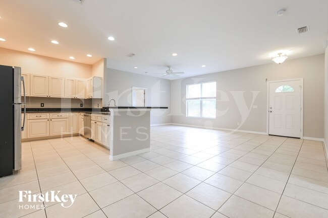 Photo - 4511 Jaslo Ave