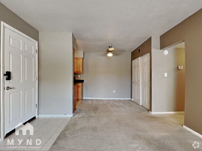 Building Photo - 5877 N Granite Reef Rd Rental