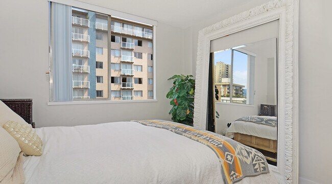 Photo - Breakers Unit 00805